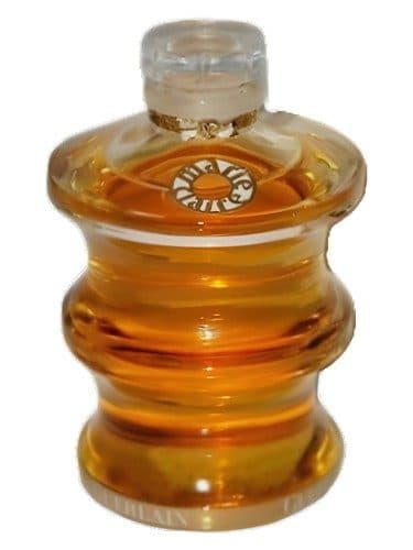 Guerlain Marie Claire