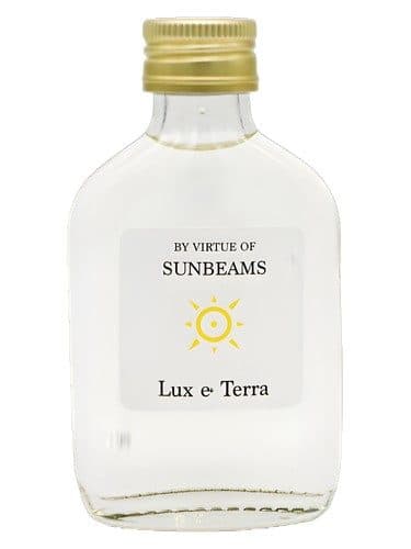 Lux e Terra By Virtue of Sunbeams