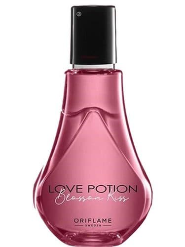 Oriflame Love Potion Blossom Kiss