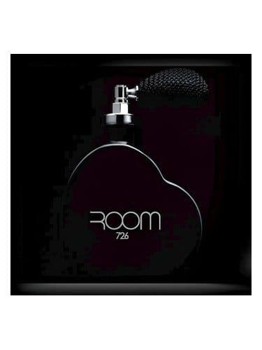 Rubino Cosmetics Room 726 Black