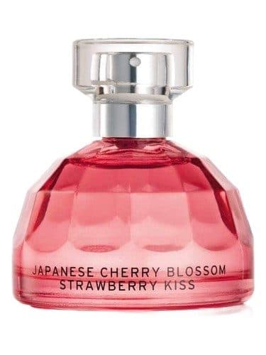 The Body Shop Japanese Cherry Blossom Strawberry Kiss