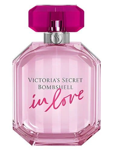 Victoria's Secret Bombshell in Love